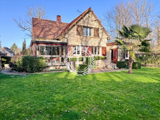 Luxury home in Thoiry, Yvelines
