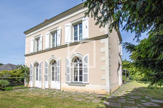 Luxus-Haus in Segré, Maine-et-Loire