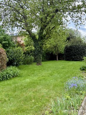 Luxury home in Vaucresson, Hauts-de-Seine