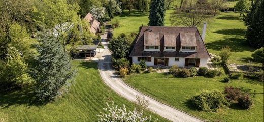 Luxury home in Fontenay-lès-Briis, Essonne