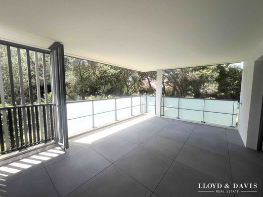 Apartment in Baillargues, Hérault