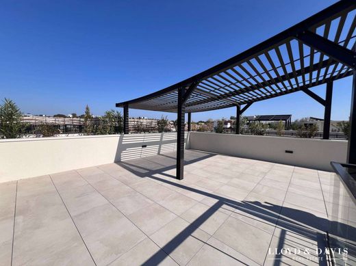 Apartment in Saint-Jean-de-Védas, Hérault