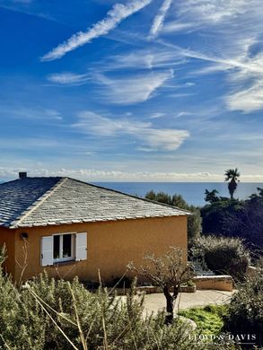 Luxe woning in Sisco, Upper Corsica