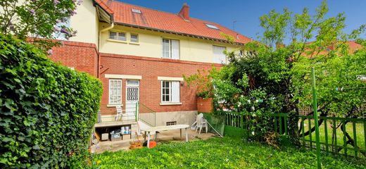 Lüks ev Suresnes, Hauts-de-Seine