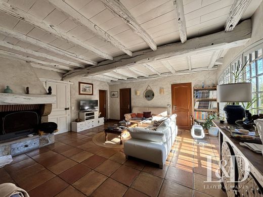 Элитный дом, Saint-Pée-sur-Nivelle, Pyrénées-Atlantiques