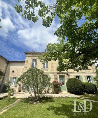Luxury home in Targon, Gironde