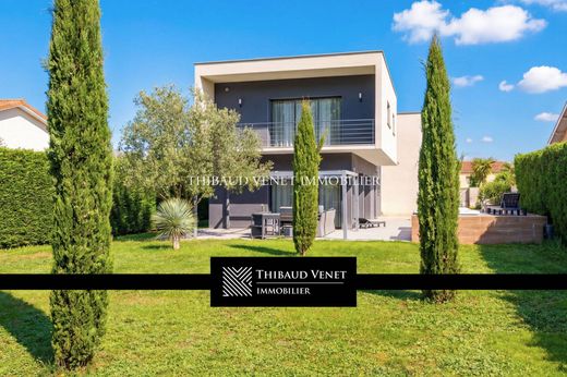 Luxury home in Saint-Priest, Rhône