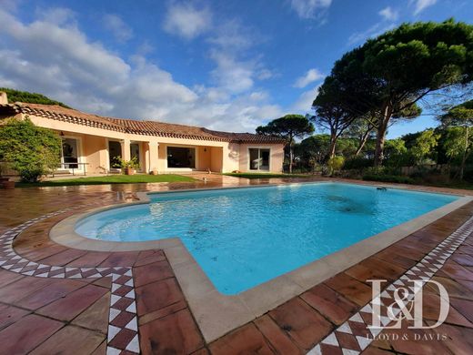 Luxe woning in Sainte-Maxime, Var