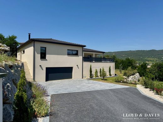 Luxury home in Saint-Péray, Ardèche