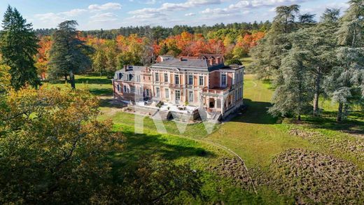 Castle in Salbris, Loir-et-Cher