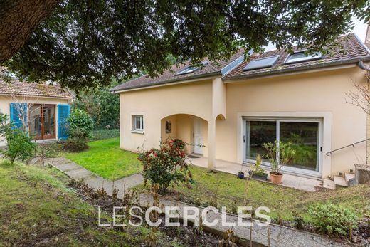 Luxury home in Le Pecq, Yvelines
