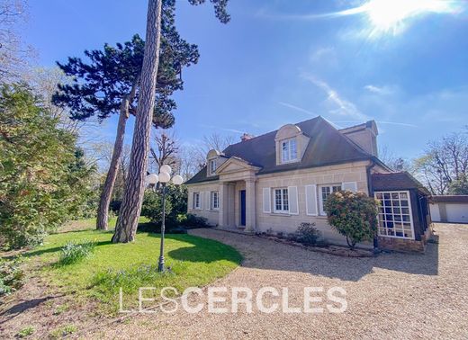 Luxury home in Le Vésinet, Yvelines