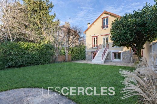 Luxury home in Le Pecq, Yvelines