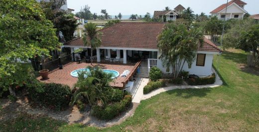 Luxus-Haus in Placencia, Stann Creek District