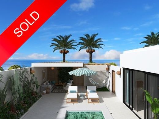 Luxury home in Hopkins, Stann Creek District