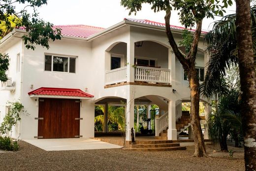 Luxus-Haus in Placencia, Stann Creek District