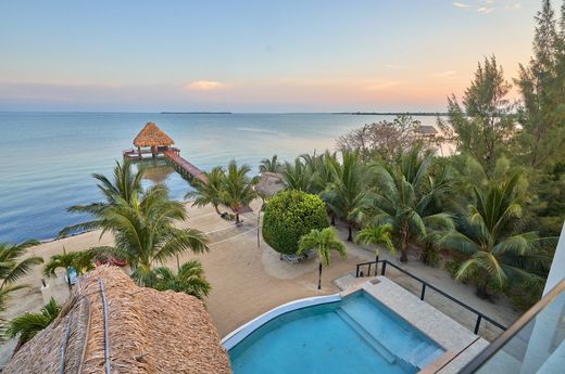 Luxus-Haus in Placencia, Stann Creek District