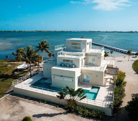 Casa de luxo - San Pedro, Belize District