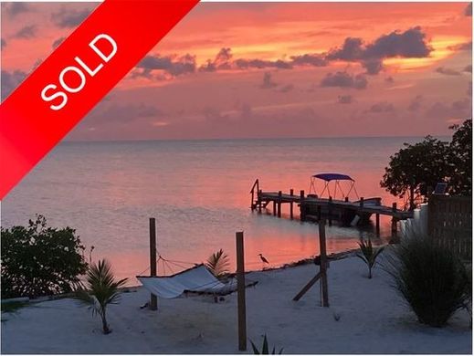 호화 저택 / Caye Caulker, Belize District