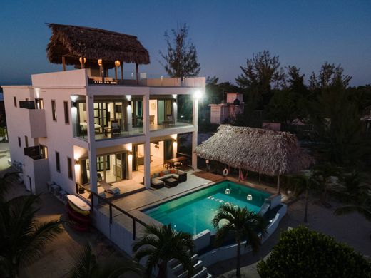 Casa di lusso a Placencia, Stann Creek District