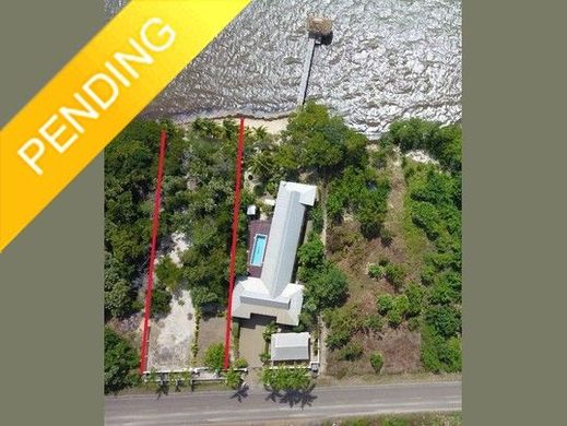 Land in Placencia, Stann Creek District
