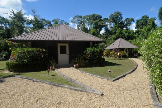 Casa de lujo en Sittee, Stann Creek District