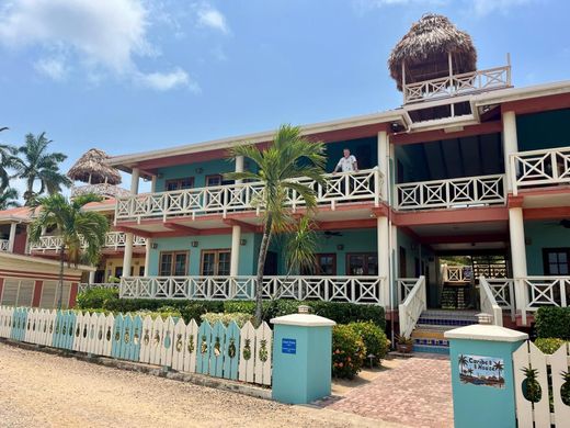 Luxus-Haus in Placencia, Stann Creek District