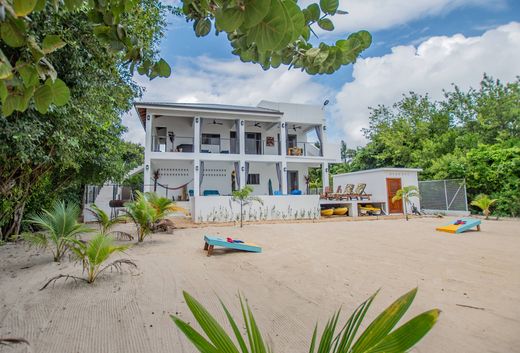 Luxus-Haus in Placencia, Stann Creek District