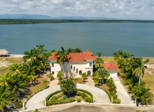 豪宅  Placencia, Stann Creek District