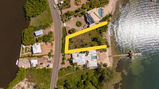 Terreno a Placencia, Stann Creek District