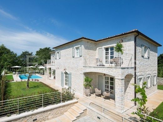 Case Di Lusso Croazia In Vendita Ville E Appartamenti Di Prestigio In Croazia Luxuryestate Com