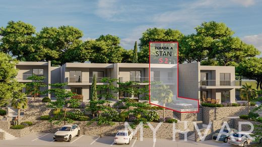 Appartamento a Jelsa, Split-Dalmatia