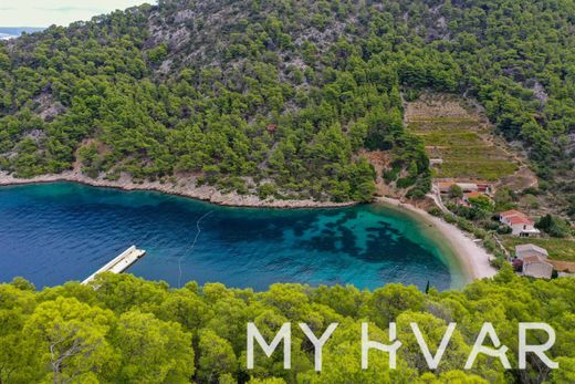 Land in Hvar, Grad Hvar