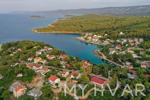 Grundstück in Stari Grad, Split-Dalmatia