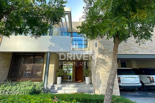 Villa en Dubái, Dubai