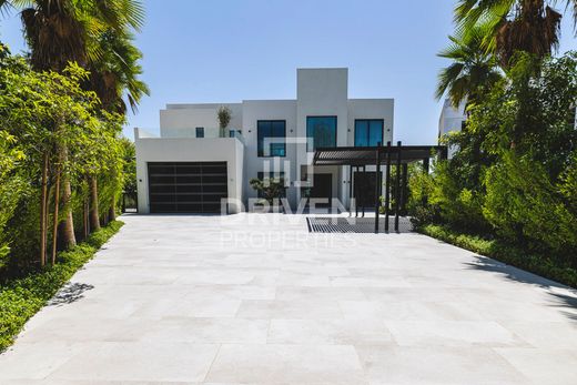 Villa in Dubai