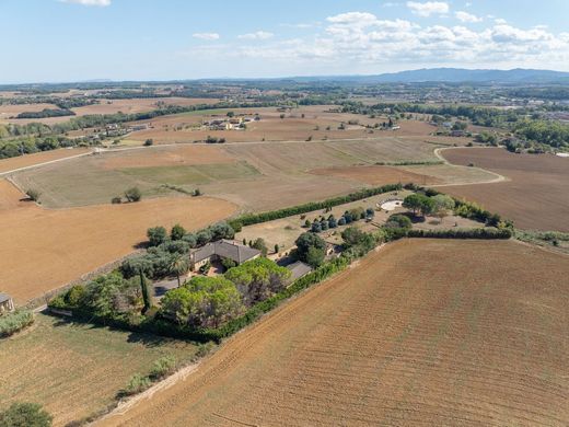 Luxus-Haus in Cornellà del Terri, Provinz Girona