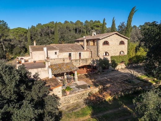 호화 저택 / Sant Martí Vell, Província de Girona