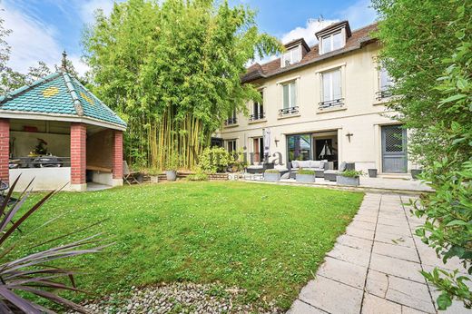 Casa de lujo en Le Perreux-sur-Marne, Valle de Marne