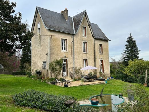 Luxe woning in Charroux, Vienne