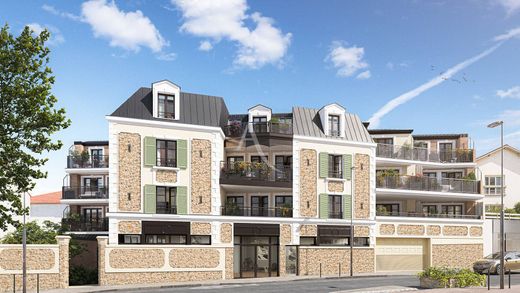 Apartment in Orsay, Essonne