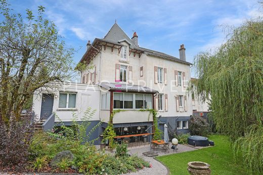 Herrenhaus in Saint-Étienne-lès-Remiremont, Vosges