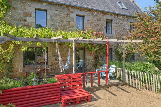 Luxe woning in Perros-Guirec, Côtes-d'Armor