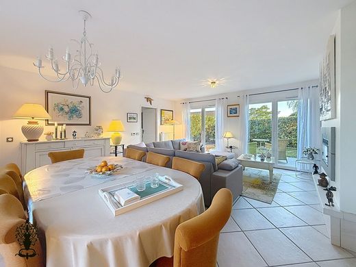 Luxury home in Libourne, Gironde