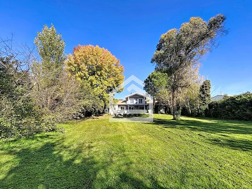 Luxury home in Le Taillan-Médoc, Gironde