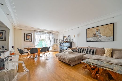 Apartment in Charenton-le-Pont, Val-de-Marne