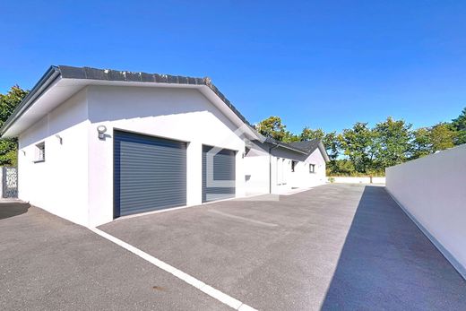 Πολυτελή κατοικία σε Le Pian-Médoc, Gironde