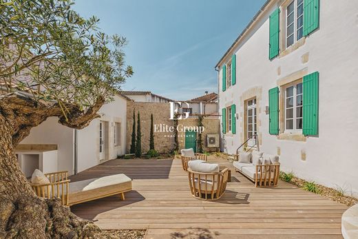 Luxury home in Sainte-Marie-de-Ré, Charente-Maritime