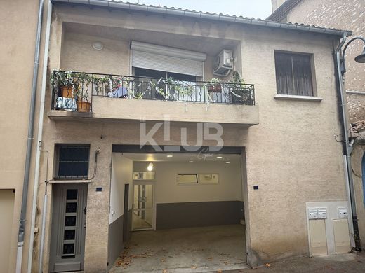 Luxury home in Pertuis, Vaucluse