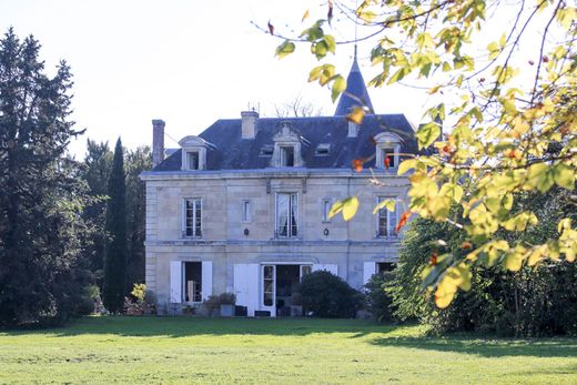 Château à Bordeaux, Gironde